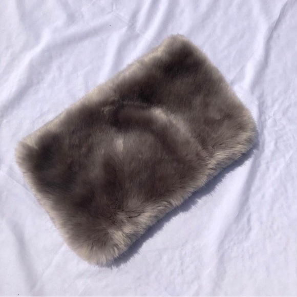 Babaton Vegan Fur Infinity Scarf - Picture 2 of 3
